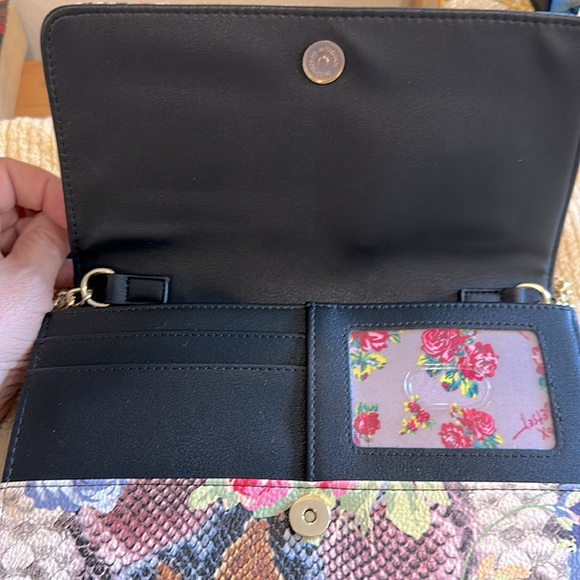Betsy Johnson Floral Crossbody Multicolor Bag. Brand New - Picture 9 of 15